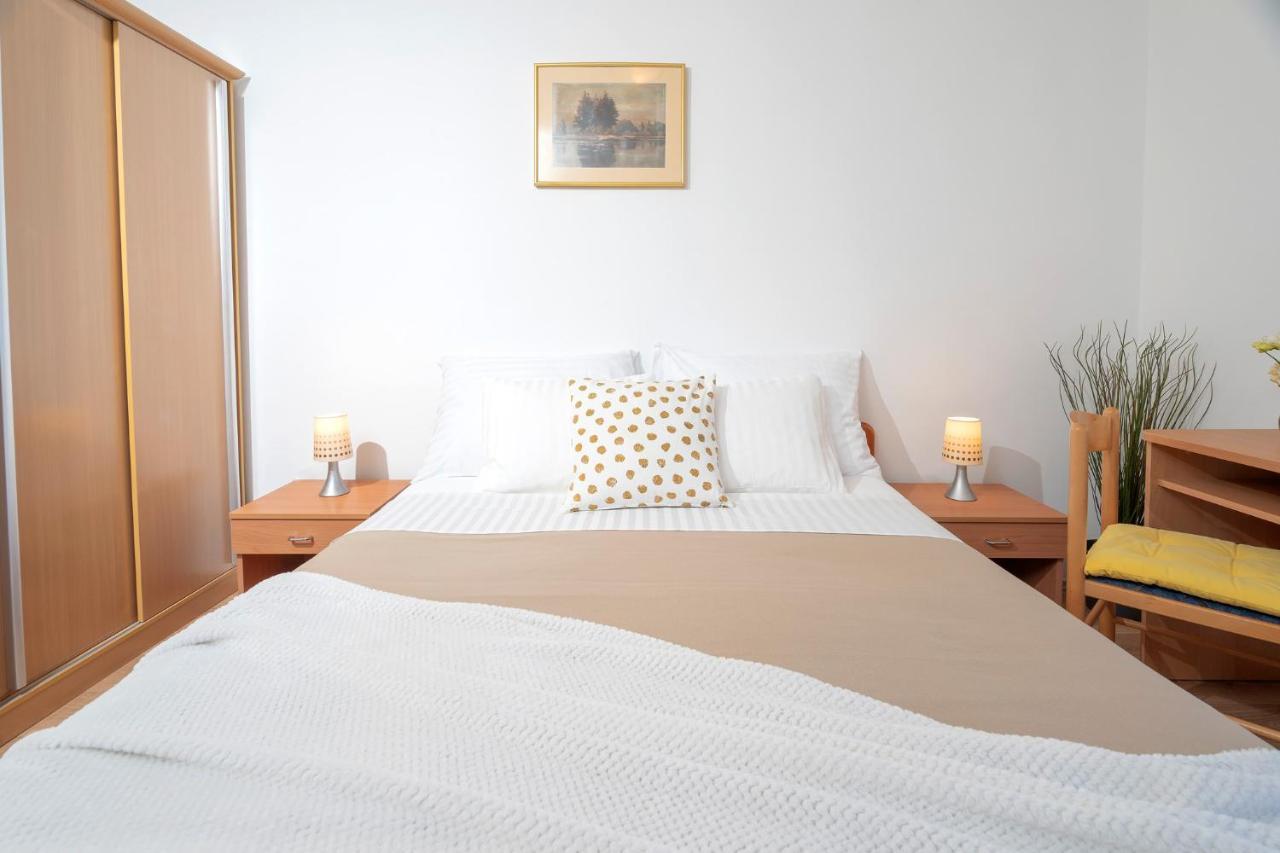 Novak Guesthouse - Zf Hvar Hvar Town Exteriör bild